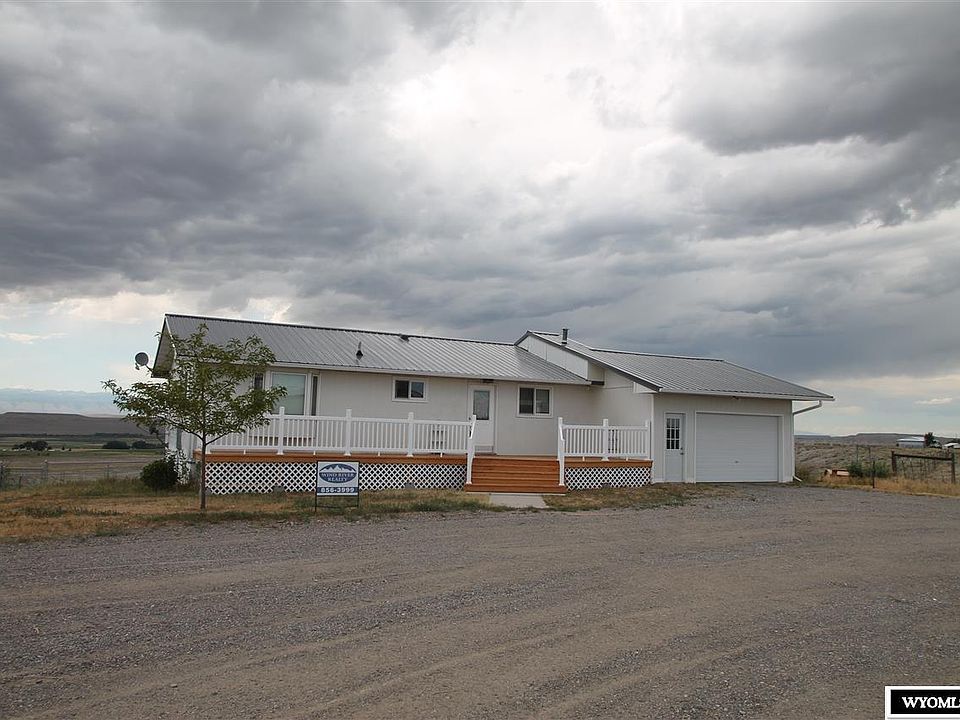 1st image of 42 Arroyo Ln