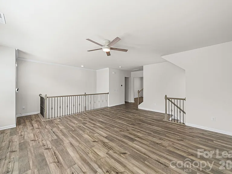 1104 Bandon Dr — Photo 18