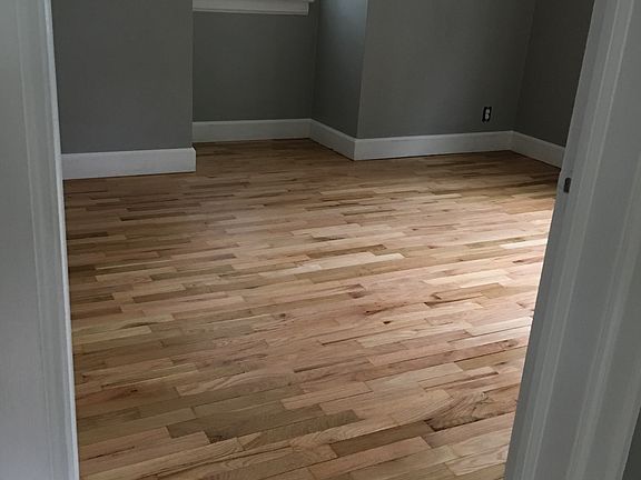 4th image of 811 Campbell Ave