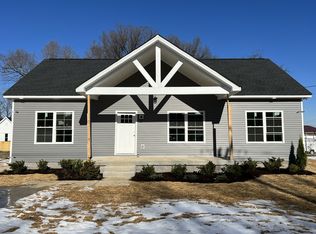 208 15th Ave E, Springfield, TN 37172