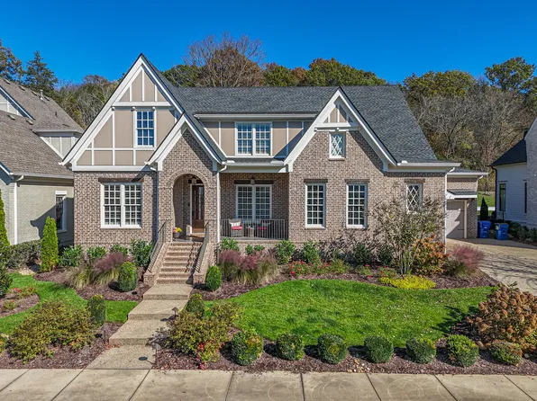 8916 Calendula Ln, College Grove, TN 37046
