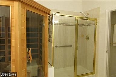 Bath (Master)