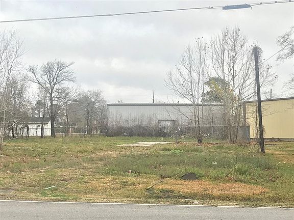 Almost 17,000 square foot. partially fenced, electricity, water, and sewer available.