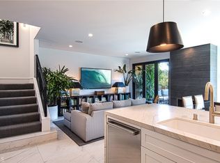 1011 Muirfield Dr, Newport Beach, CA 92660