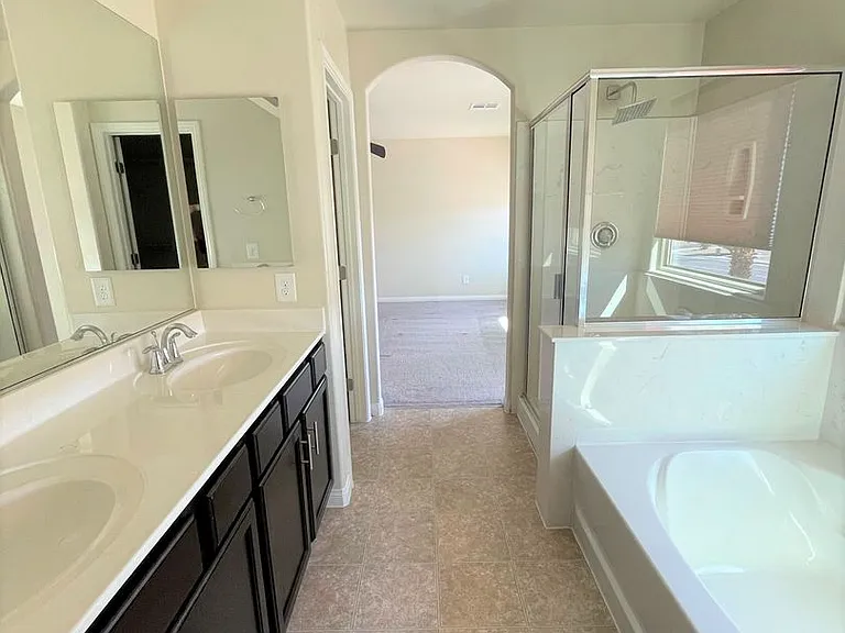 7063 Claythorn Rd — Photo 22