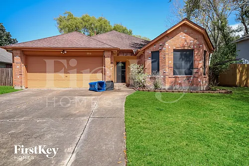 2210 Dublin Dr Photo 1