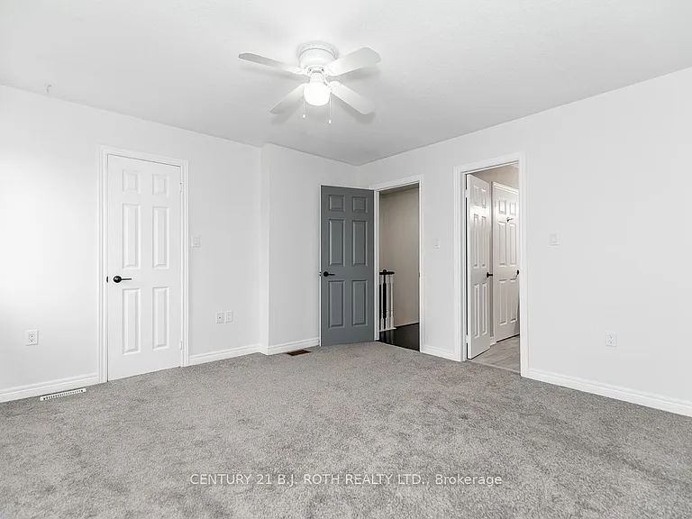 430 Mapleview Dr E #18 — Photo 28