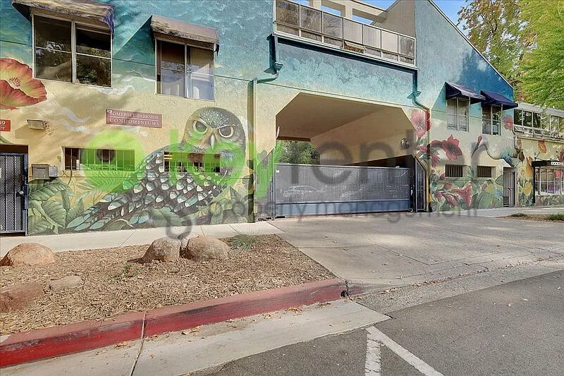 1 bed, 1.0 bath, 586 sqft, $2,300 — Photo 1