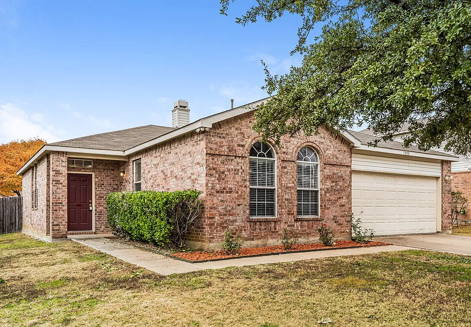 7800 Hidden Path Ln