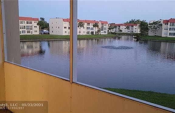 3rd image of 2900 W Sunrise Lakes Dr #209