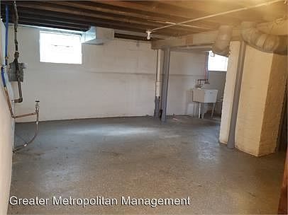 2nd image of 9902 Gambier Ave