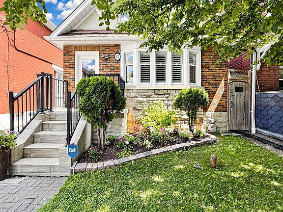 3rd image of 67 Barrington Ave
