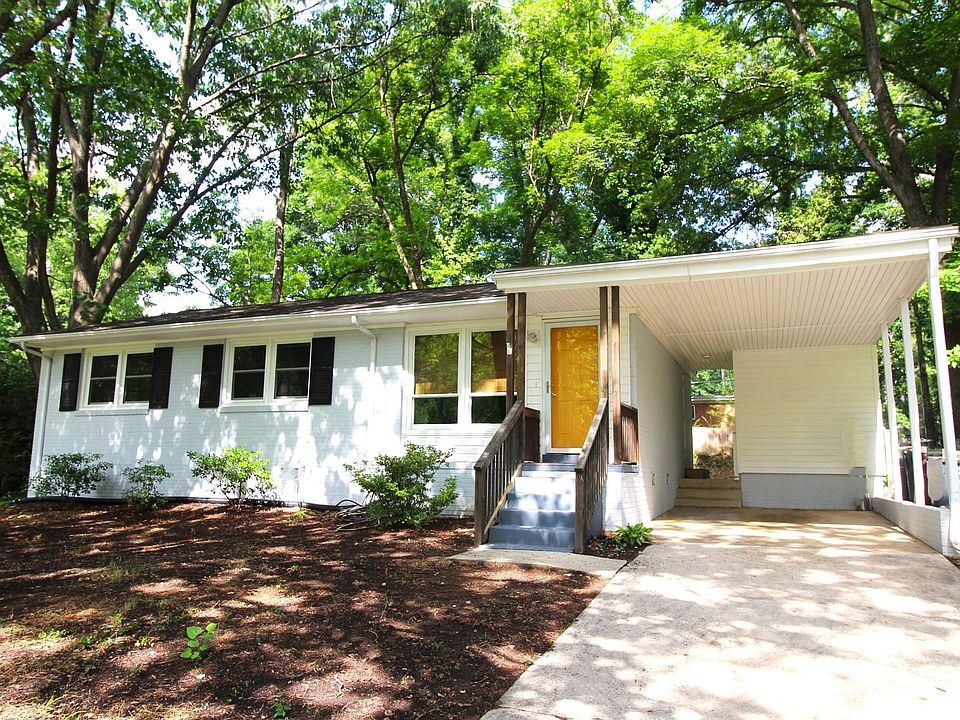 1st image of 2904 Shamrock Dr
