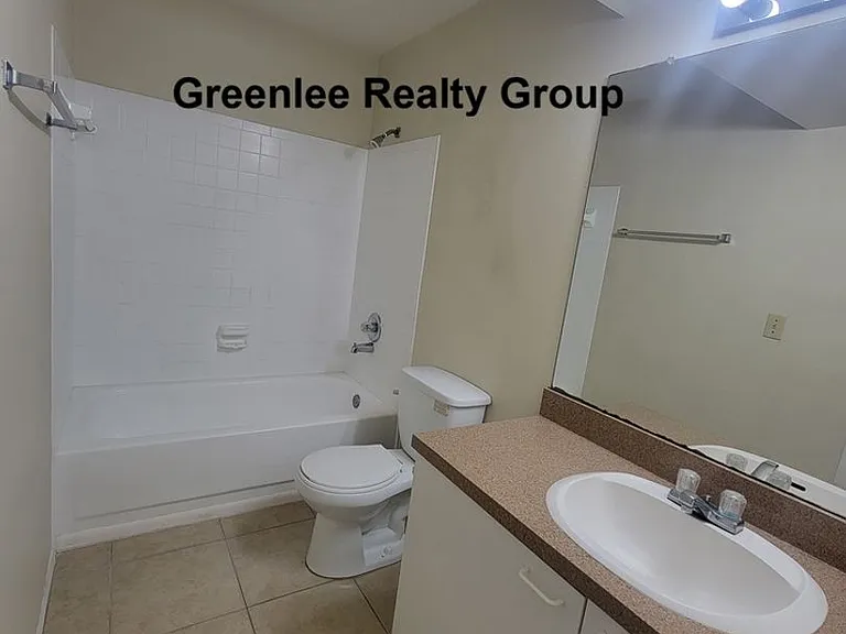 10024 Strafford Oak Ct #813 — Photo 15