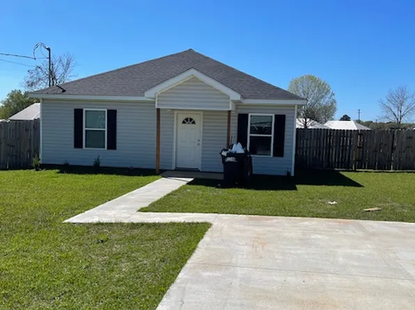 199 J Saunders Rd, Slocomb, AL 36375