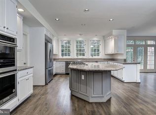 10111 S Glen Rd, Rockville, MD 20854