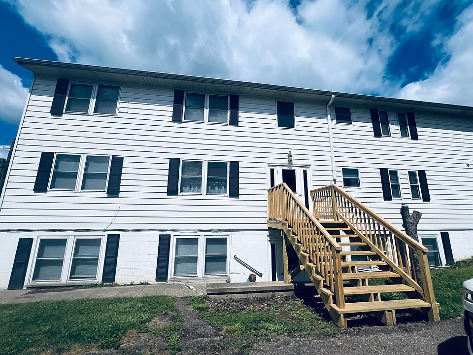 1st image of 202 East St #9