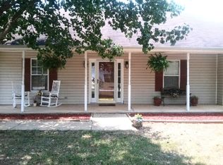 203 Beulah Ln, Locust Grove, GA 30248