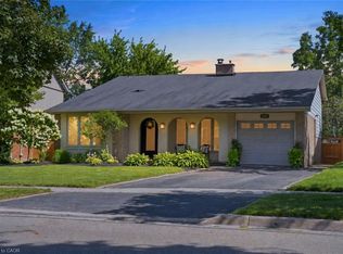 2086 Cavendish Dr, Burlington, ON L7P 1Z1