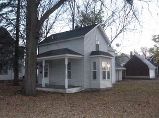 704 N 2nd St, Montevideo, MN 56265