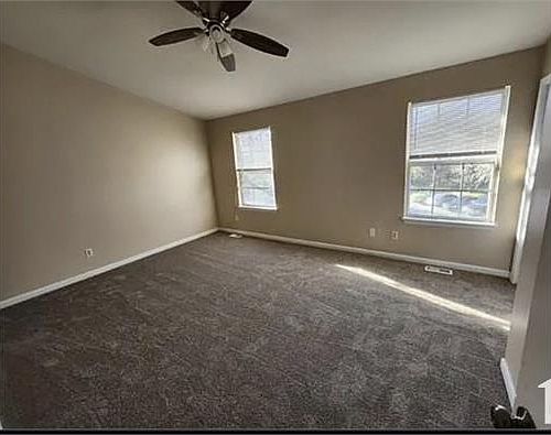 4th image of 49 Black Oak Ct