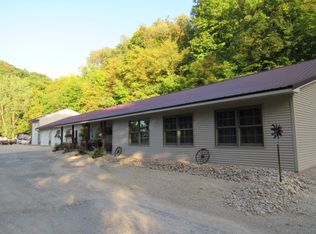 409 Country Ln, North Buena Vista, IA 52066