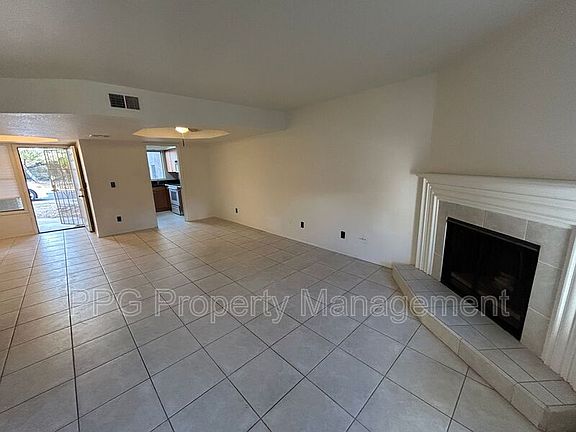 4th image of 1102 W Peoria Ave Unit 20