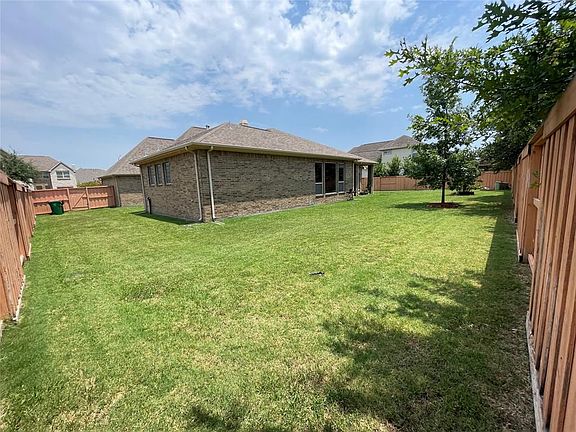 2nd image of 10602 Fasig Tipton Ln