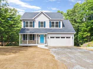 138 Wrentham Rd, Cumberland, RI 02864