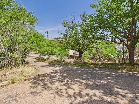 5th image of 590 Comanche Dr