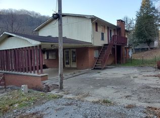 620 Toler Crk, Harold, KY 41635