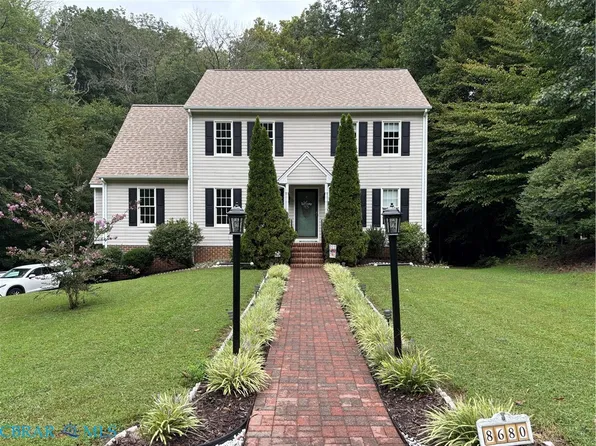 8680 Country View Ln, North Prince George, VA 23860