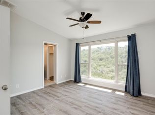 801 Grassy Knl #A, Horseshoe Bay, TX 78657