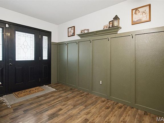 4th image of 700 Robin Rd #M