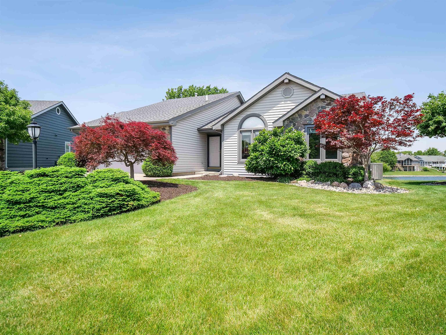 929 Mill Pointe, Fort Wayne, IN 46845 Zillow