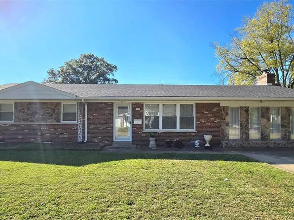125 Marilyn Ave, Swansea, IL 62226