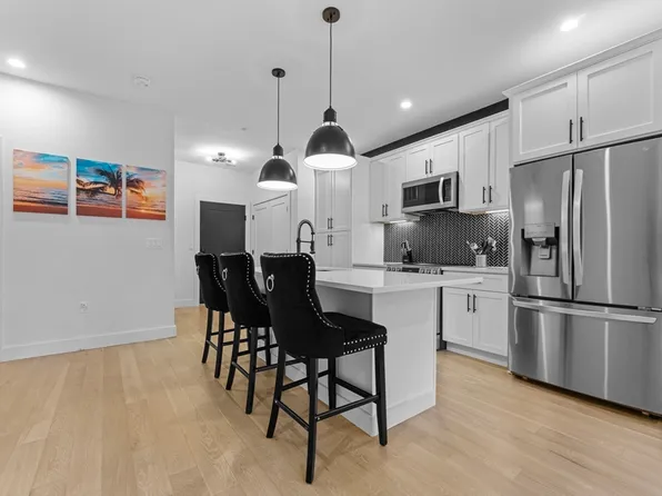 68 Armandine St #2, Boston, MA 02124