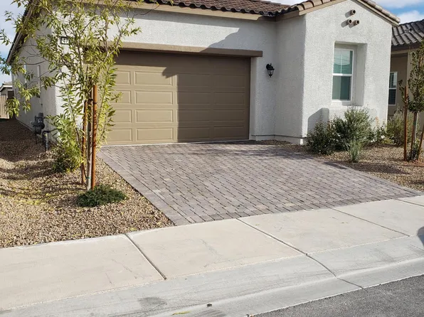 4736 N Transcendental St, North Las Vegas, NV 89032