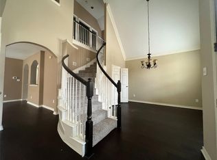 8628 Forest Glenn Dr, Irving, TX 75063