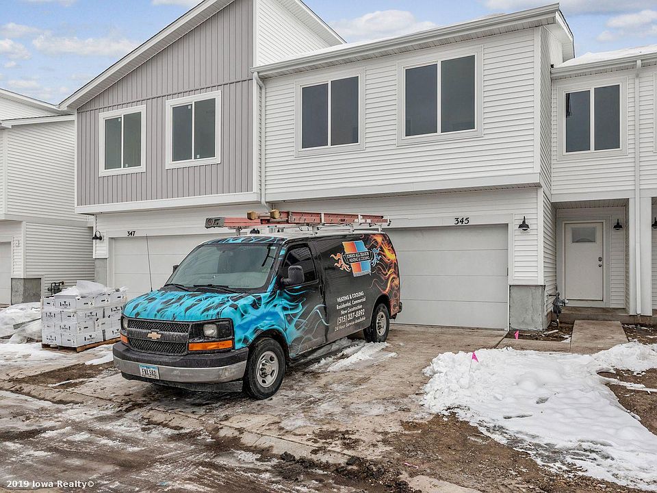 1st image of 345 NE Mink Dr