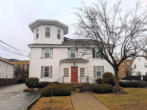 24 Myrtle St #C Photo 1