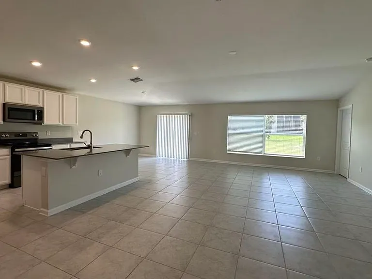 4295 Blackshear Ct — Photo 11