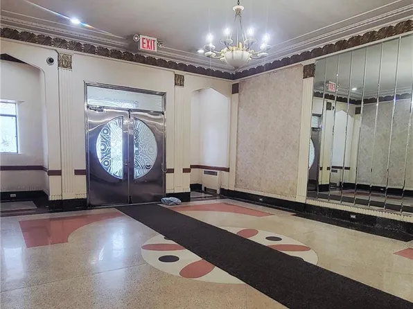 8100 Bay Pkwy APT 4E, Brooklyn, NY 11214