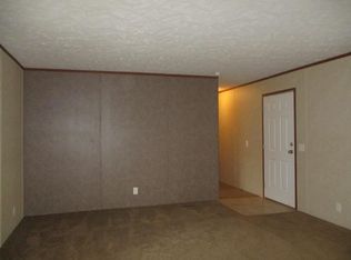 940 Cour Retta St, Warren, MI 48091