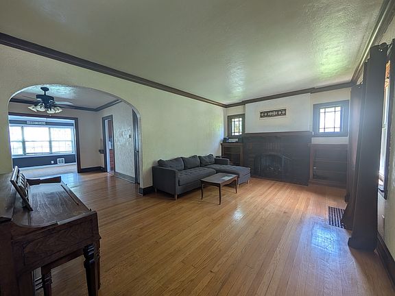 2nd image of 2915 24th Ave #A