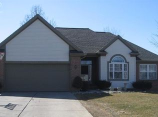 5192 Sandalwood Dr, Grand Blanc, MI 48439