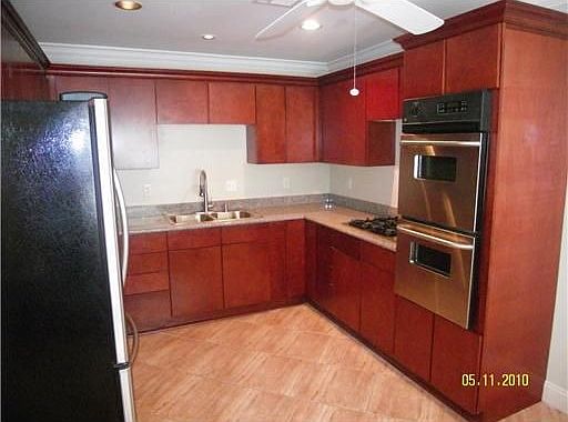 5th image of 3102 Idaho Ave