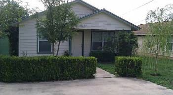 2nd image of 1321 Franklin Dr