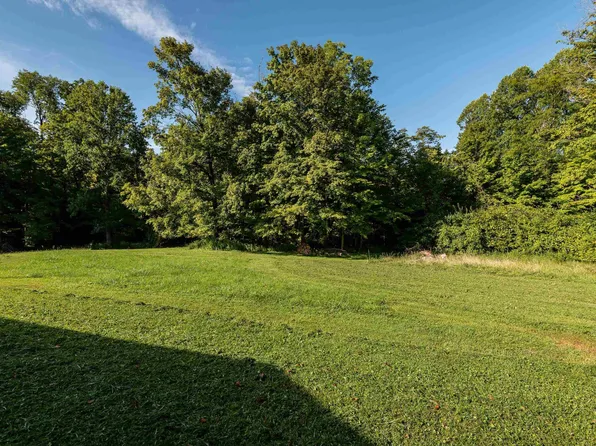 290 E Sample Rd, Bloomington, IN 47408