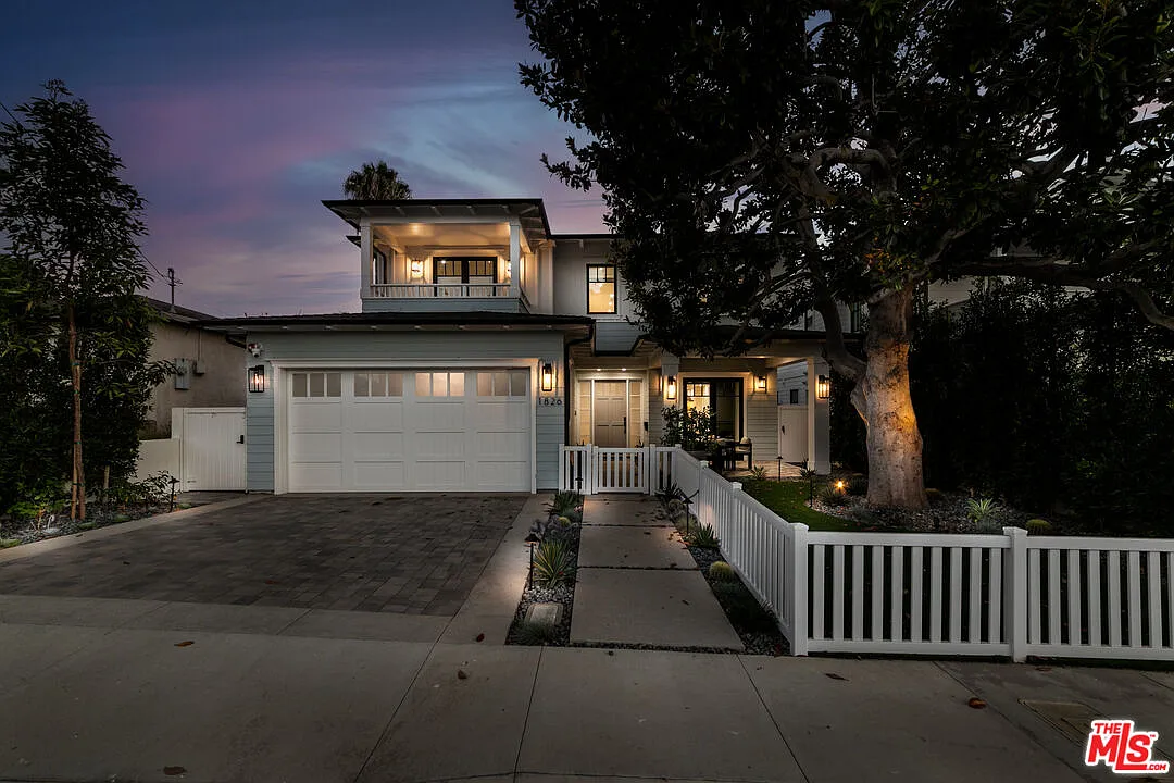 5 bed, 6.5 bath, 4650 sqft, $30,000 — Photo 2